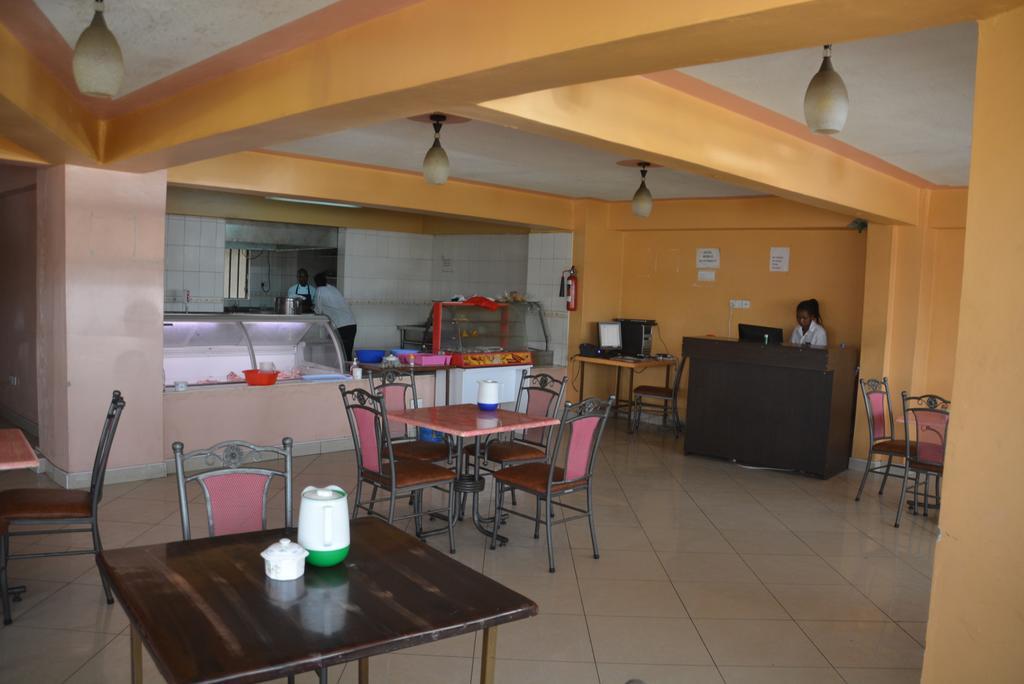 Starehe Link Hotel Nairobi Eksteriør billede