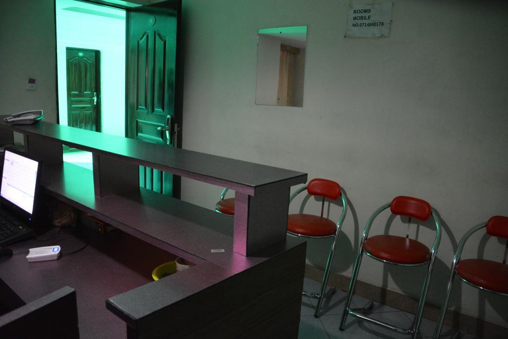 Starehe Link Hotel Nairobi Eksteriør billede